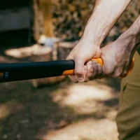 Sekera štiepacia L-X32 Fiskars