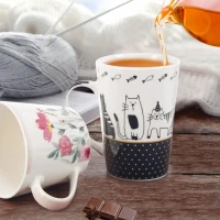 Hrnček 0,44L porcelán Kvet mix