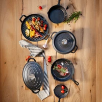 Hrniec liatinový 20cm s pokrievkou Iron 