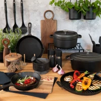 Hrniec liatinový 20cm s pokrievkou Iron 