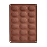 Forma na pečenie Labky 18 mix